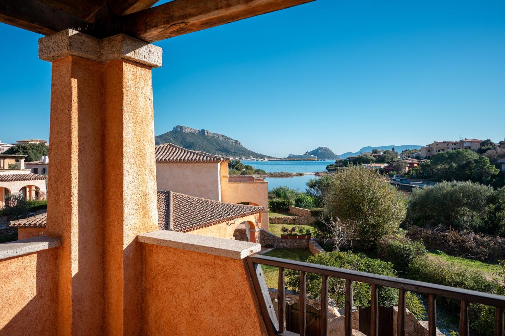 Villaggio Perlacea - Your House In Sardinia Golfo Aranci Eksteriør bilde